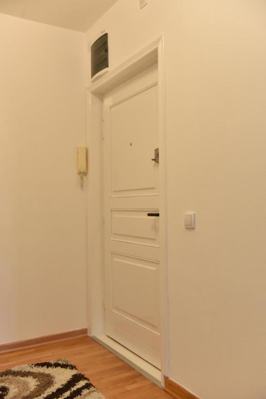 Promenada Apartmani Kruševac エクステリア 写真
