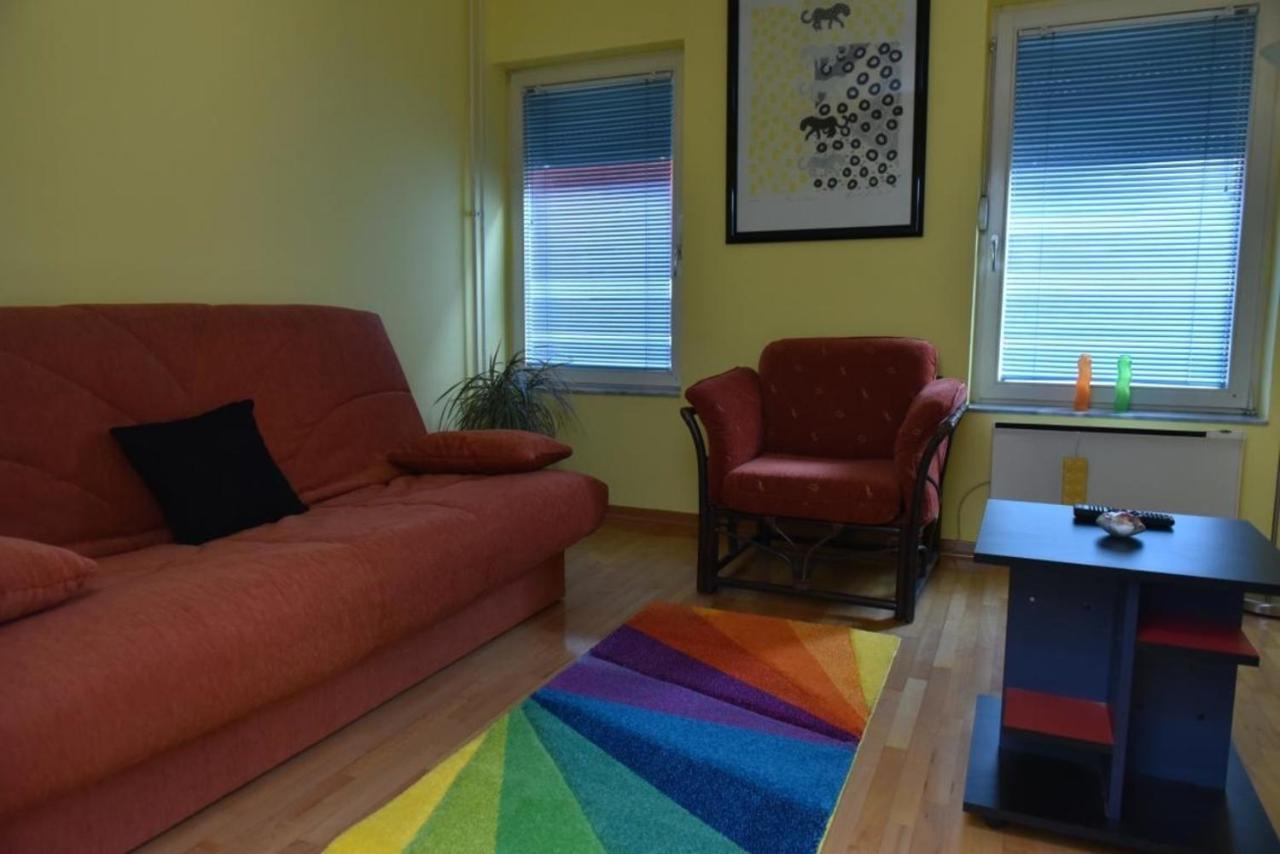Promenada Apartmani Kruševac エクステリア 写真