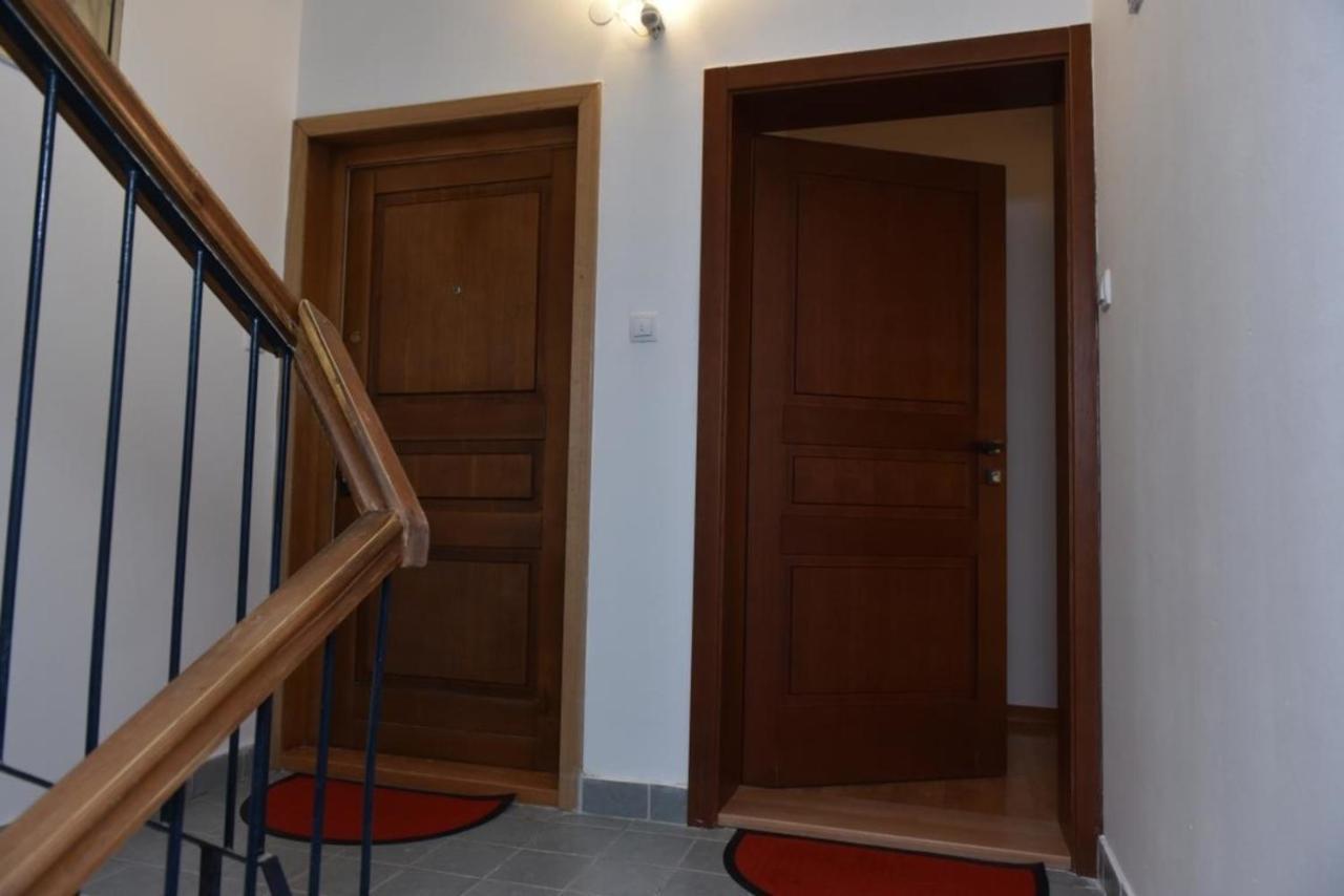 Promenada Apartmani Kruševac エクステリア 写真